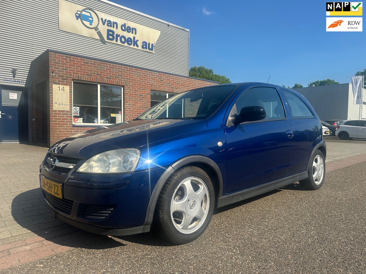 Opel Corsa - 1.2-16V Silverline APK NIEUW - AutoWereld.nl