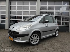 Peugeot 1007 - 1.4 Aangepaste stoel , Rolstoel