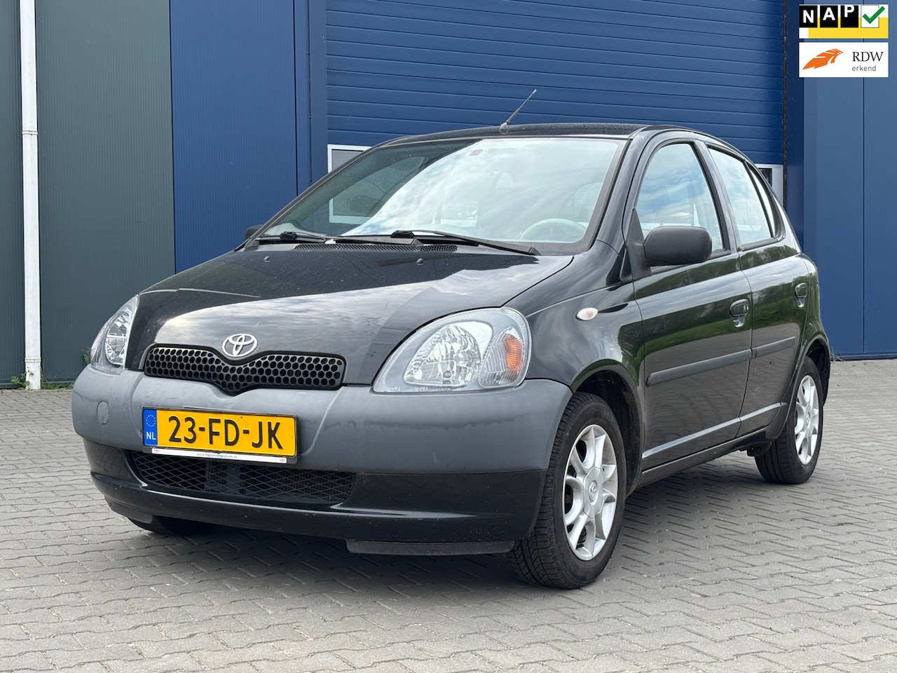 Toyota Yaris - 1.0-16V VVT-i Terra 1.0-16V VVT-i Terra - AutoWereld.nl