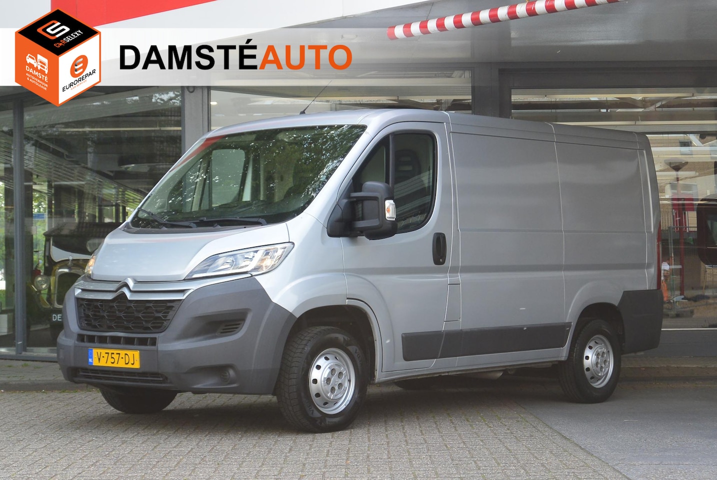 Citroën Jumper - L1H1 28 BlueHDi 110pk Economy │ Airconditioning │ Navigatie │ Achteruitrijcamera │ Trekhaa - AutoWereld.nl