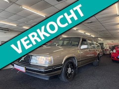 Volvo 940 - 2.3i Polar. AUTOMAAT, BT, cruise control, netjes onderhouden, touchscreen en veel meer