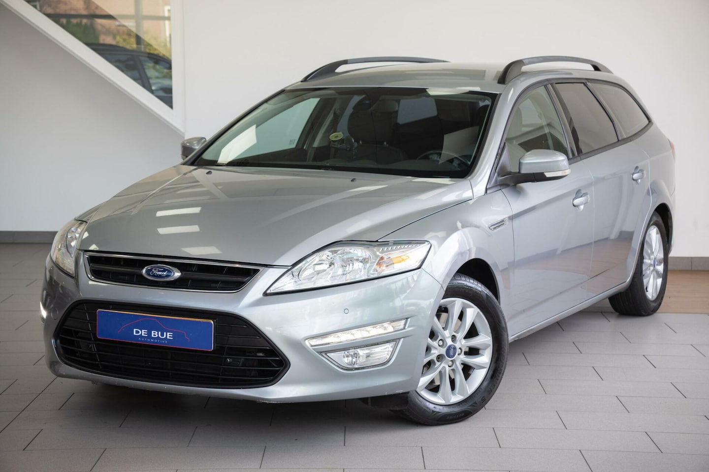 Ford Mondeo Wagon - 1.6 TDCi ECOnetic 2e Eig Navi Stoel.v Trekhaak Lichtmetaal Led Clima - AutoWereld.nl