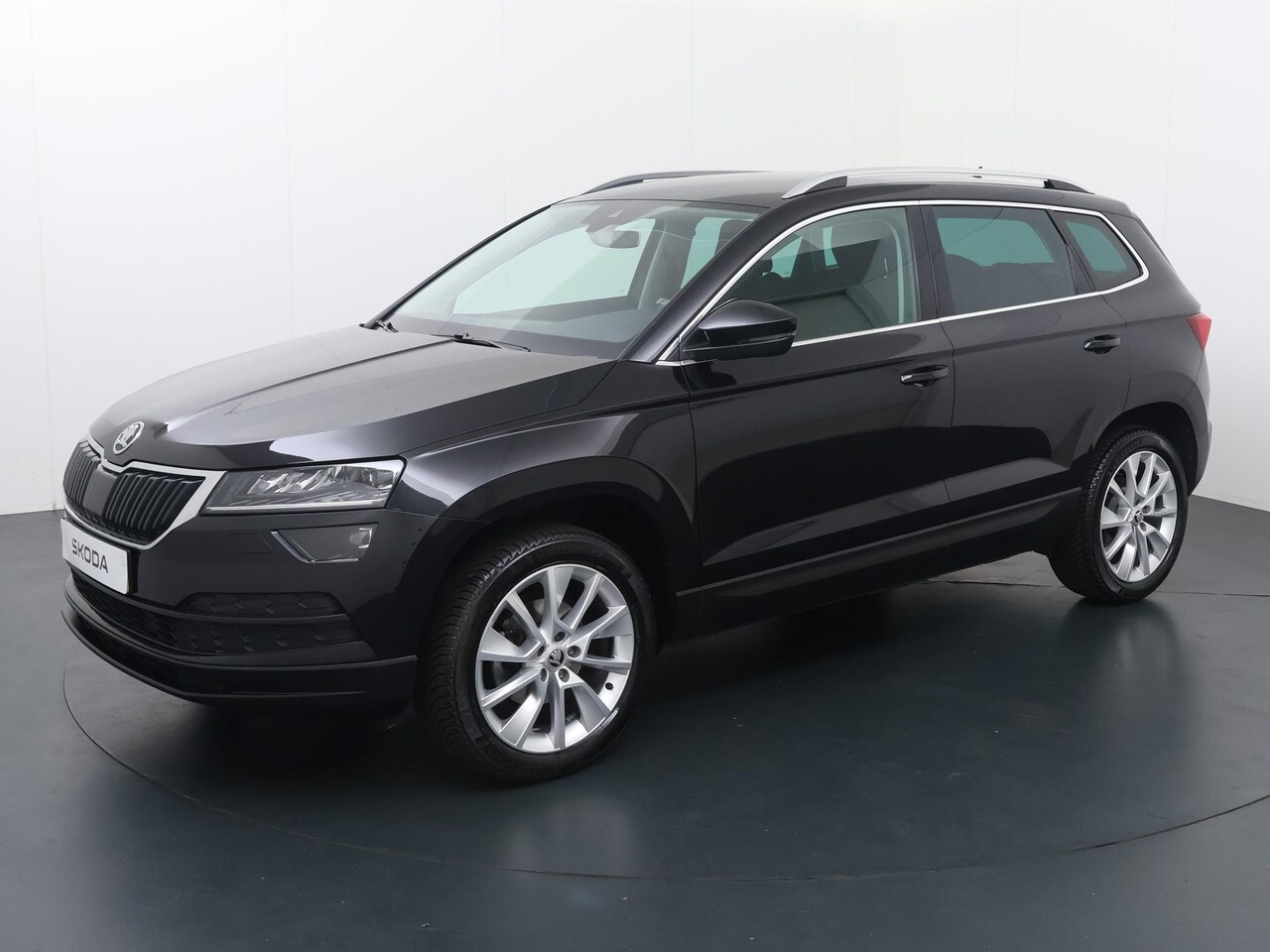 Skoda Karoq - 1.5 TSI ACT Style | 150 PK | Automaat | LED verlichting | Voorstoelen verwarmd | - AutoWereld.nl