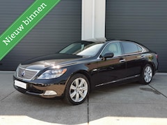 Lexus LS 600h - L. President ottomanstoel