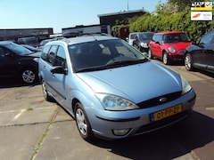 Ford Focus Wagon - 1.6-16V Futura