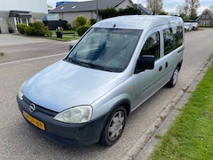 Opel Combo - 1.6 88 pk Comfort | Rolstoel auto | Luchtvering | Geel kenteken |