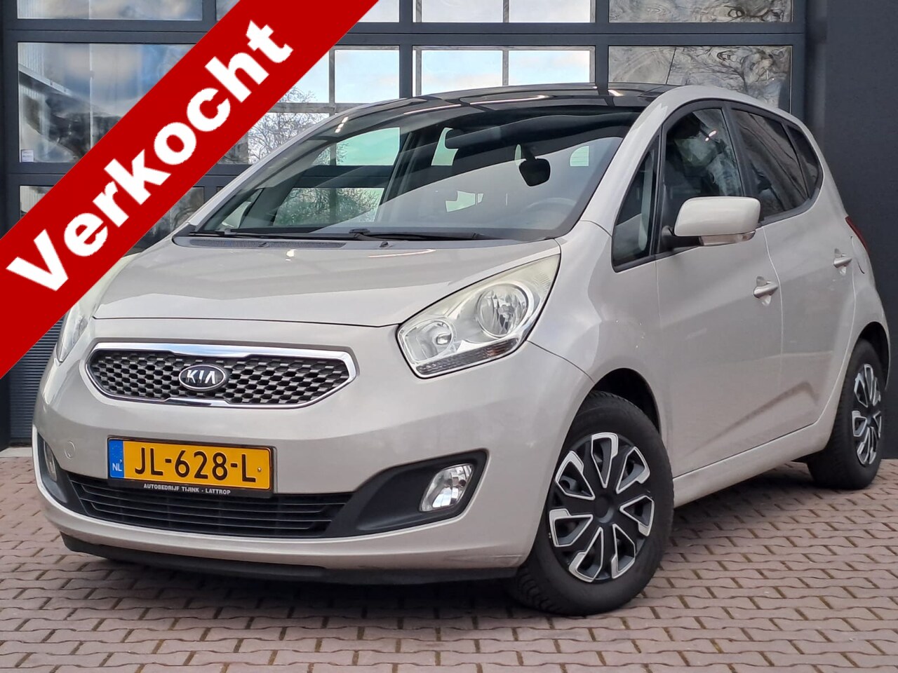 Kia Venga - 1.4 CVVT Seven | Airco | Navi | Pano | Camera | Cruise | - AutoWereld.nl