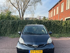 Toyota Aygo - 1.0-12V +