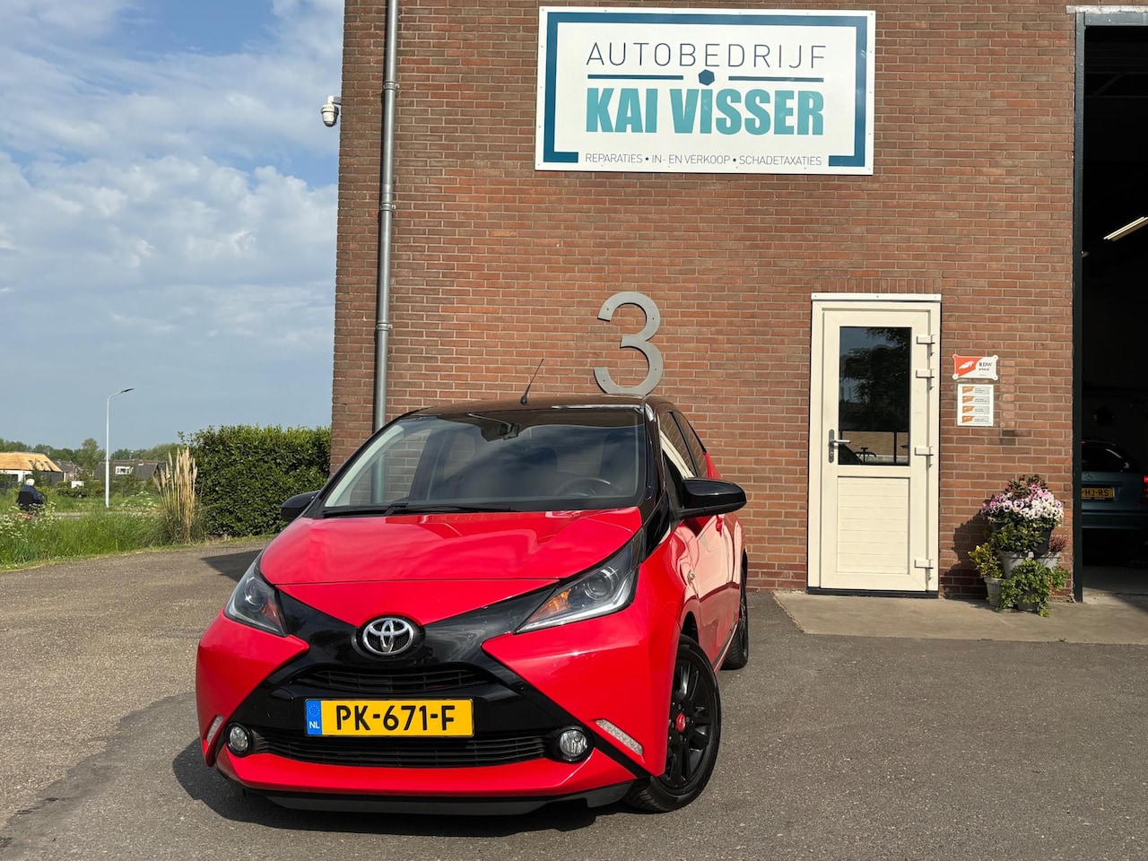 Toyota Aygo - 1.0 VVT-i x-cite 1.0 VVT-i x-cite - AutoWereld.nl