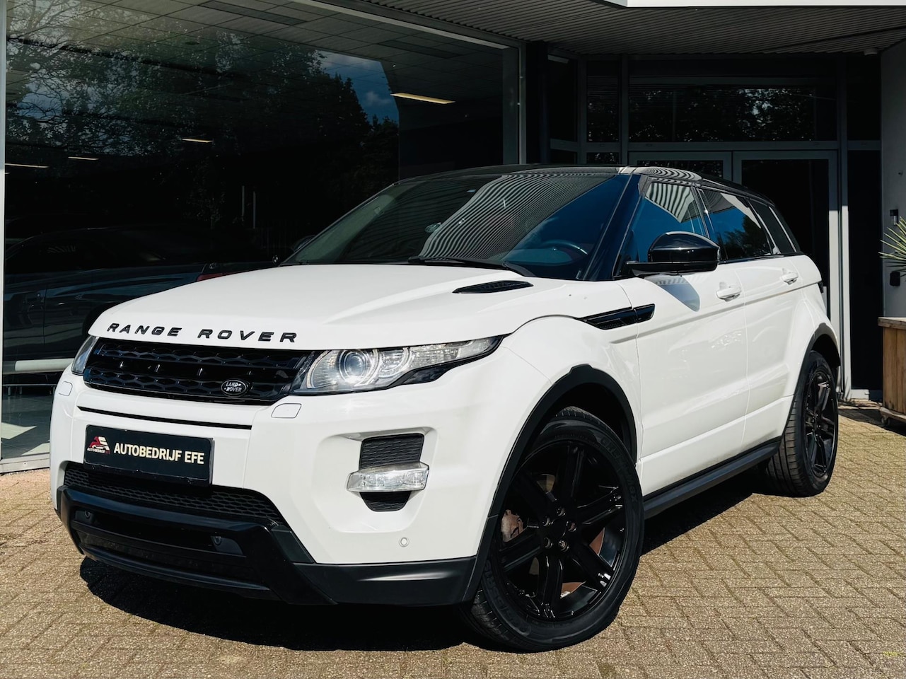 Land Rover Range Rover Evoque - 2.2 TD4 4WD Prestige Business Edition 2.2 TD4 4WD Prestige Business Edition - AutoWereld.nl
