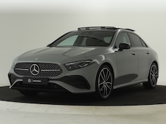 Mercedes-Benz A-klasse - 180 Business Solution AMG | Nightpakket | Parkeerpakket met 360°-camera | KEYLESS GO-comfo