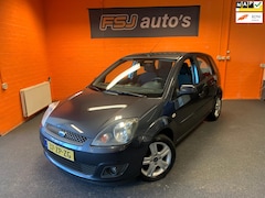 Ford Fiesta - 1.3 8V / 5 DEURS / SPORT / PDC / AIRCO / APK 08-04-2026