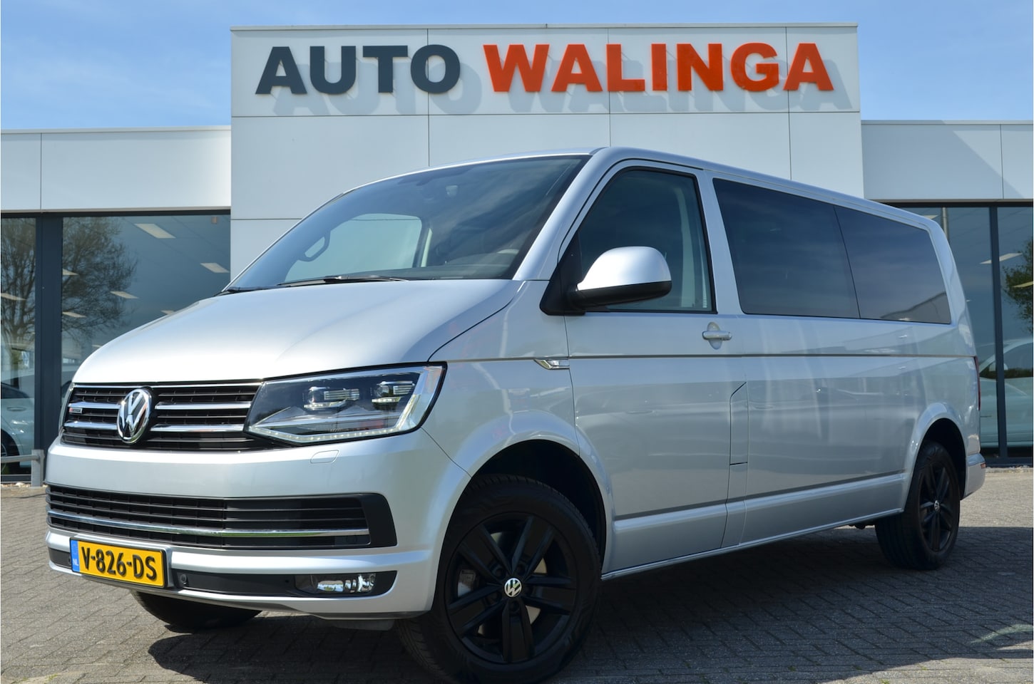 Volkswagen Transporter - 2.0 TDI L2H1 DC 4Motion Highline LED koplampen | NL auto | Navi | a.Camera | Leer | Stoelv - AutoWereld.nl