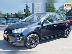 Hyundai i20 - 1.2i i-Drive 2E EIGENAAR|AIRCO|TREKHAAK