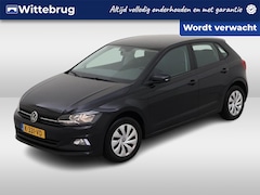 Volkswagen Polo - 1.0 TSI Comfortline / Navigatie / Parkeersensoren achter / Airco /