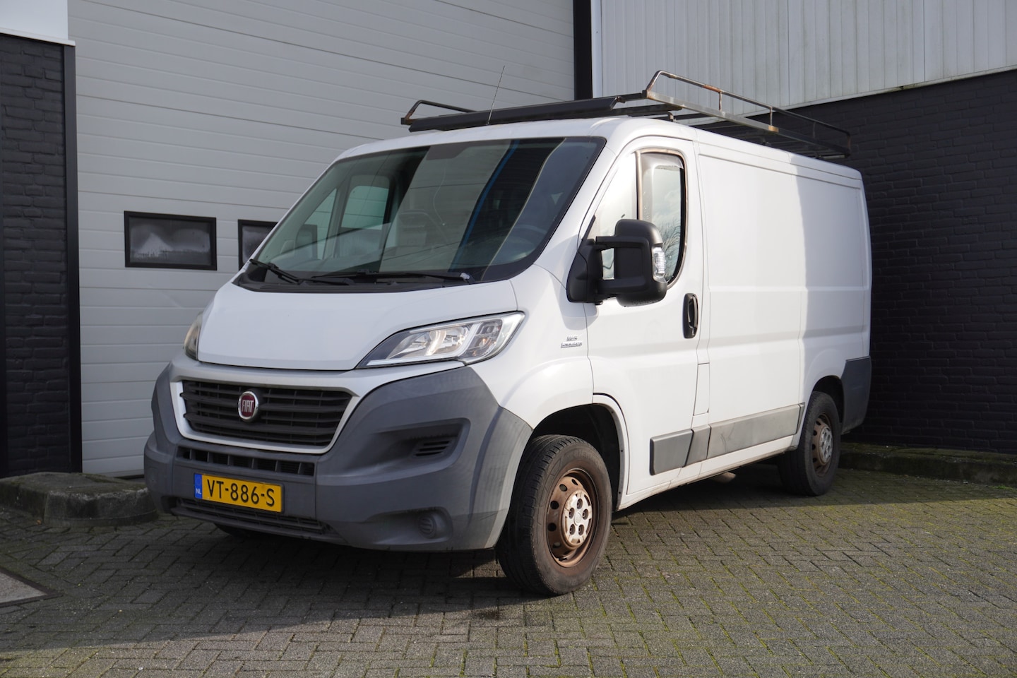 Fiat Ducato - 2.0 MultiJet 115PK - Airco - Achteruitrijcamera - Imperiaal - Trekhaak - € 5.950,- Excl. - AutoWereld.nl