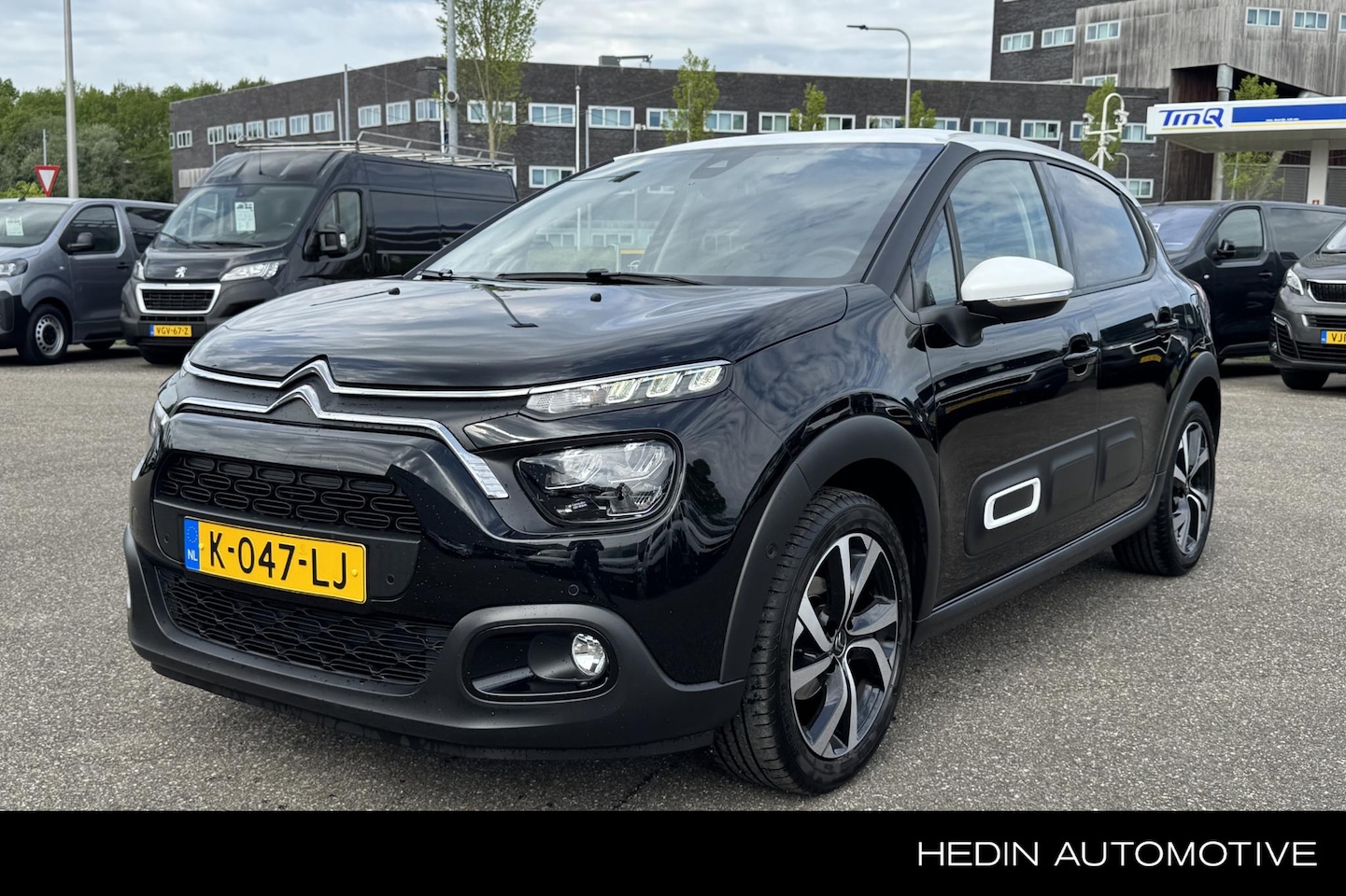 Citroën C3 - 1.2 110pk Shine | Navigatie | Achteruitrijcamera | Cruise control | Stoelverwarming | PDC - AutoWereld.nl