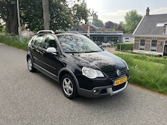 Volkswagen Polo - 1.4-16V Cross
