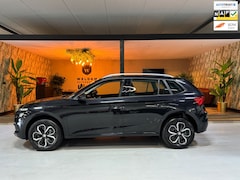 Skoda Kamiq - 1.0 TSI Ambition Garantie CarPlay Camera PDC Front Ass Lane Ass Cruise Clima DAB Navi Rijk