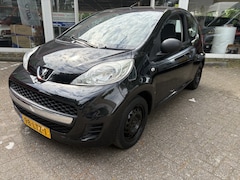 Peugeot 107 - 1.0-12V XR