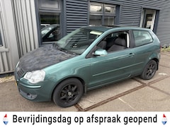 Volkswagen Polo - 1.4-16V Comfortline