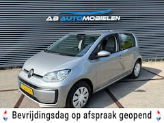 Volkswagen Up! - 1.0 BMT move up 5 DEURS/ BLUETOOTH/ LED VERLICHTING