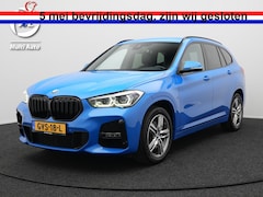 BMW X1 - sDrive20i M Sport 192pk Misano Blauw Metallic | Sportstoelen Verwarmd | Navi Pro | Sfeerve