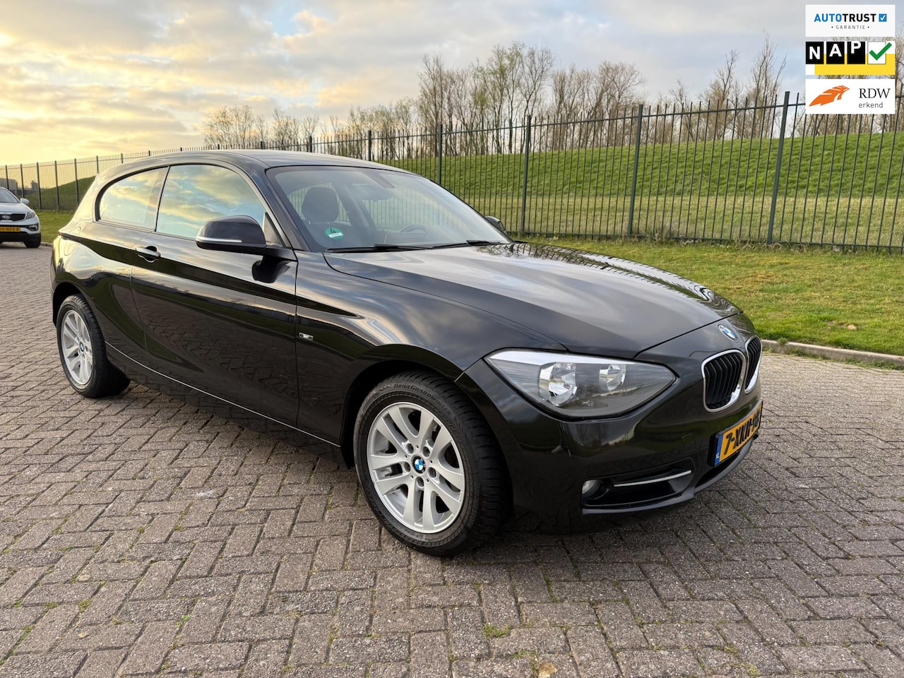 BMW 1-serie - 116i 116i - AutoWereld.nl