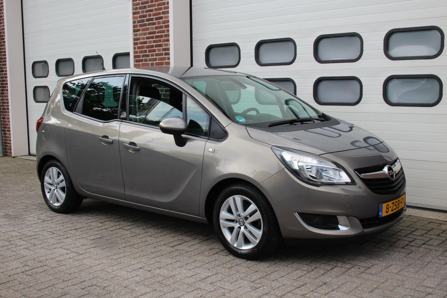 Opel Meriva - 1.4 Turbo Business+ 5-Deurs * Airco / Cruise / Navi / Trekhaak * - AutoWereld.nl