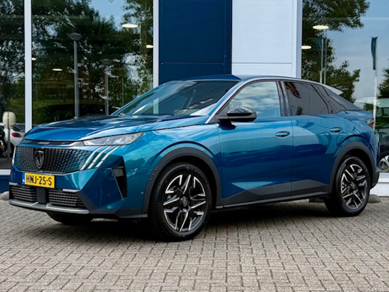 Peugeot 3008 - 1.2 Hybrid 136pk e-DCS6 Allure | Navigatie | Airconditioning | Cruise control | Apple Carp - AutoWereld.nl
