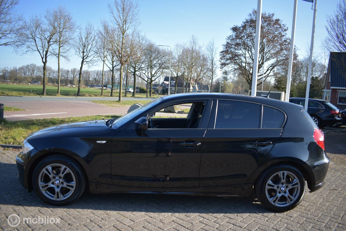 BMW 1-serie - 116d Corporate 116d Corporate 5DRS, 2011|Clima|Cruise|Xenon! - AutoWereld.nl