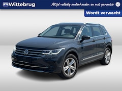 Volkswagen Tiguan - 1.4 TSI eHybrid 245PK Elegance / Elektrische Achterklep / Digitale Cockpit / Stuur + Stoel