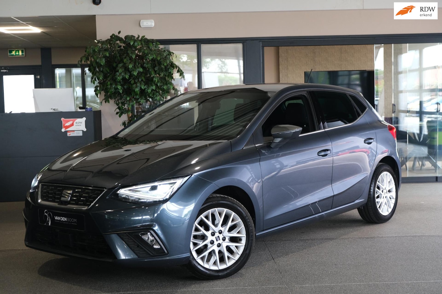 Seat Ibiza - 1.0 EcoTSI 95PK Navi Cruise PDC Cam LED Stoelverwarming - AutoWereld.nl