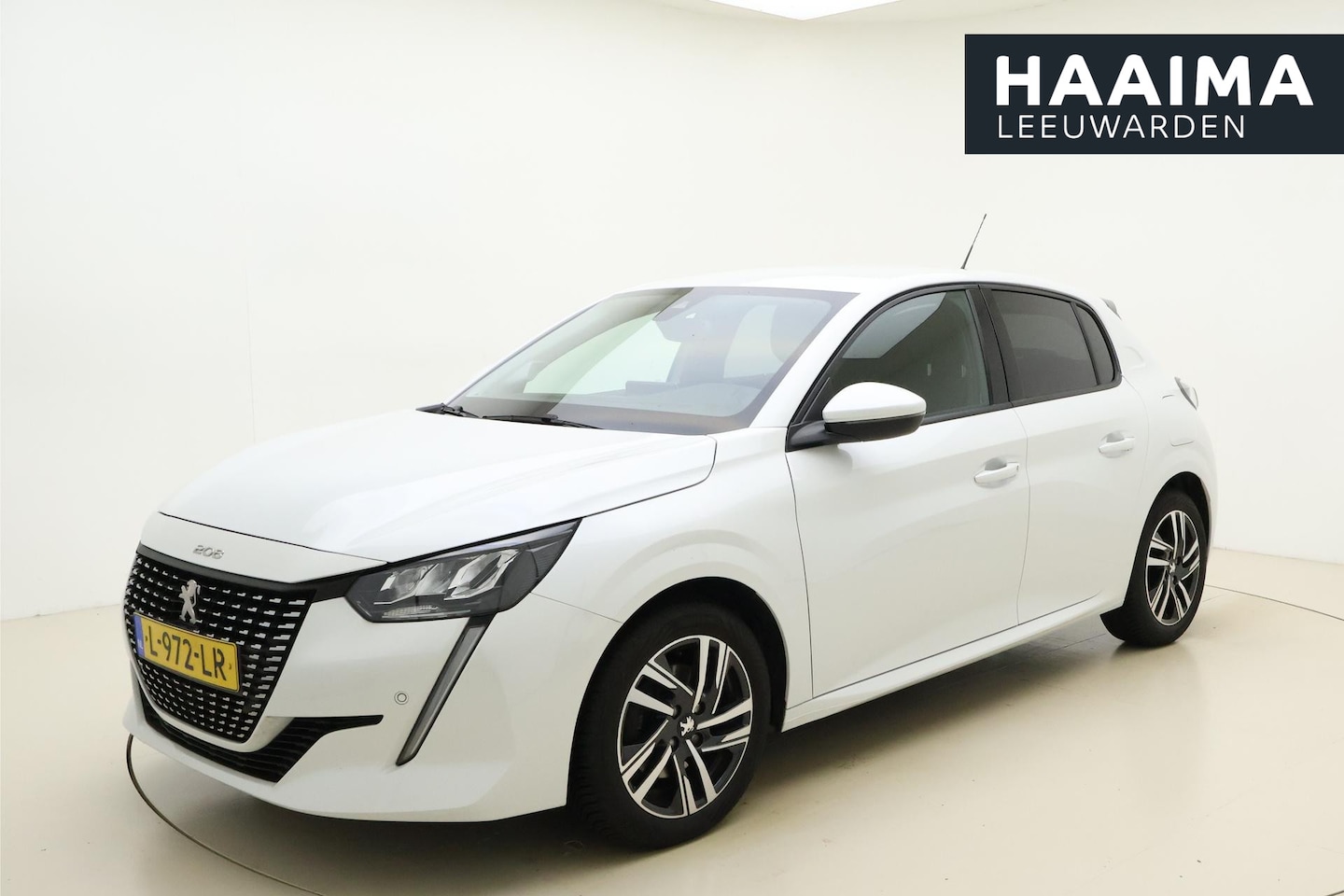 Peugeot 208 - 1.2 PureTech Allure 100PK | Navigatie | Parkeer Sensoren Rondom | Digitaal Dashboard | Cli - AutoWereld.nl