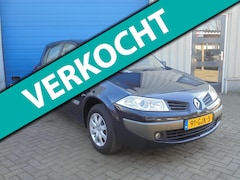 Renault Mégane - 1.6-16V Business Line