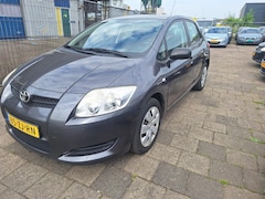 Toyota Auris - 1.6