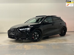Audi RS3 - Sportback 2.5 TFSI RS 3 quattro | HUD | SONOS | CARBON | PANO