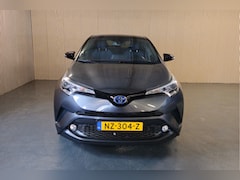 Toyota C-HR - 1.8 Hybrid Bi-Tone - Achteruitrijcamera - Adaptive Cruise - Climate control