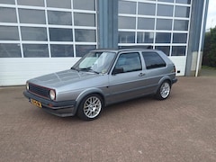 Volkswagen Golf - 1.3 CL Inj
