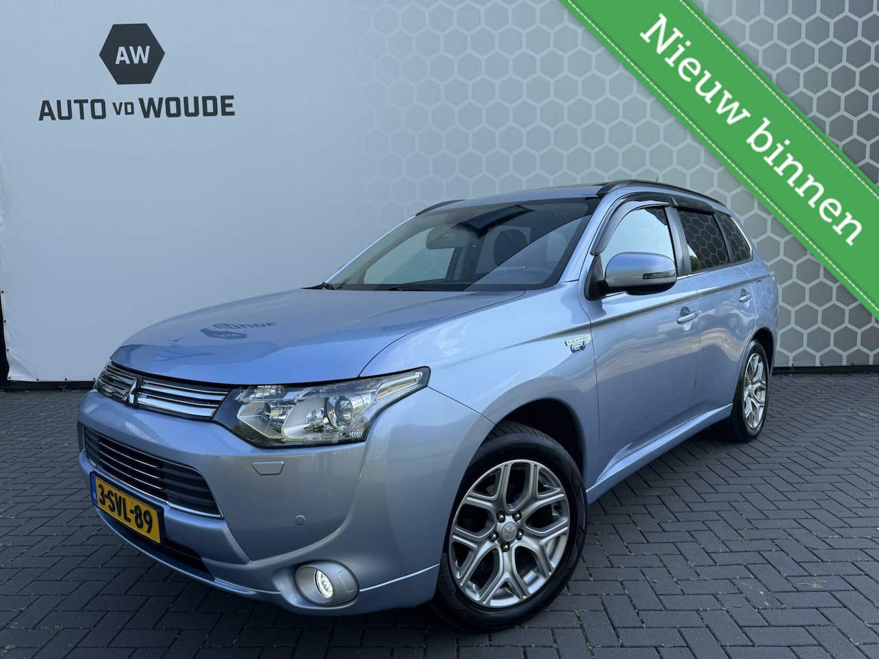 Mitsubishi Outlander - 2.0 PHEV Executive Schuifdak Trekhaak - AutoWereld.nl