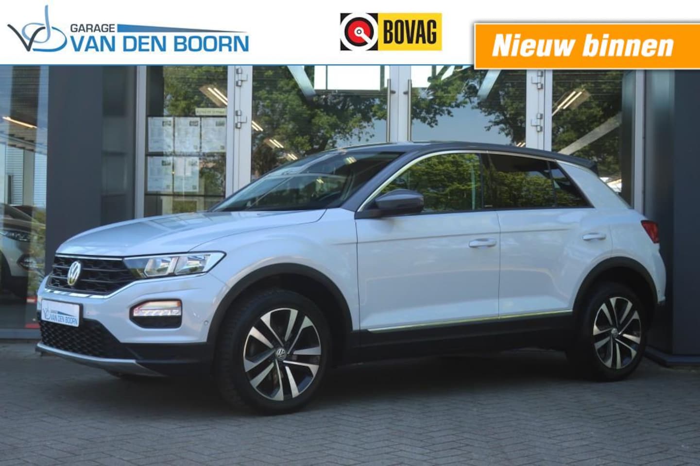 Volkswagen T-Roc - 1.5 TSI IQ DRIVE, Trekhaak, Clima, Apple Carplay/ Android Auto, - AutoWereld.nl