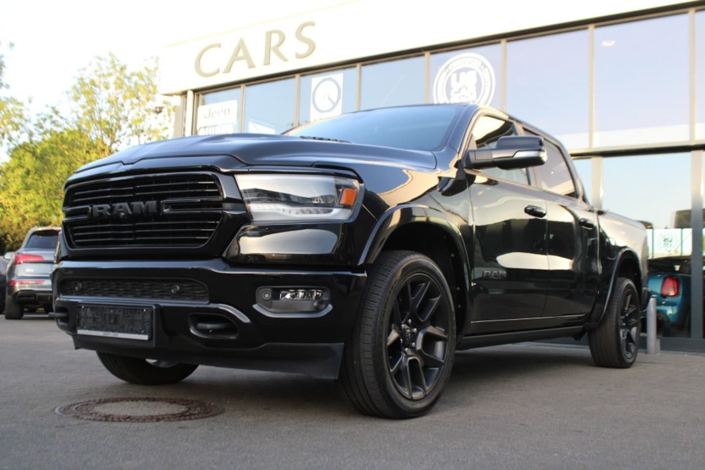 Dodge Ram - 5.7 V8 Crew Cab Laramie Luchtvering, 360 Camera HUD Adaptive Cru - AutoWereld.nl
