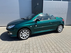 Peugeot 206 - 1.6-16V / CABRIO / Roland Garros / 95.000 km NAP / Historie aanw