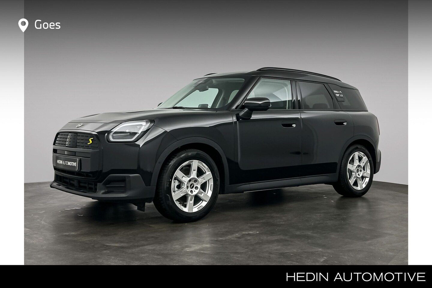 MINI Countryman - SE ALL4 Classic Trim | M Plus Pakket | Trekhaak | 18 Inch LM wielen - AutoWereld.nl