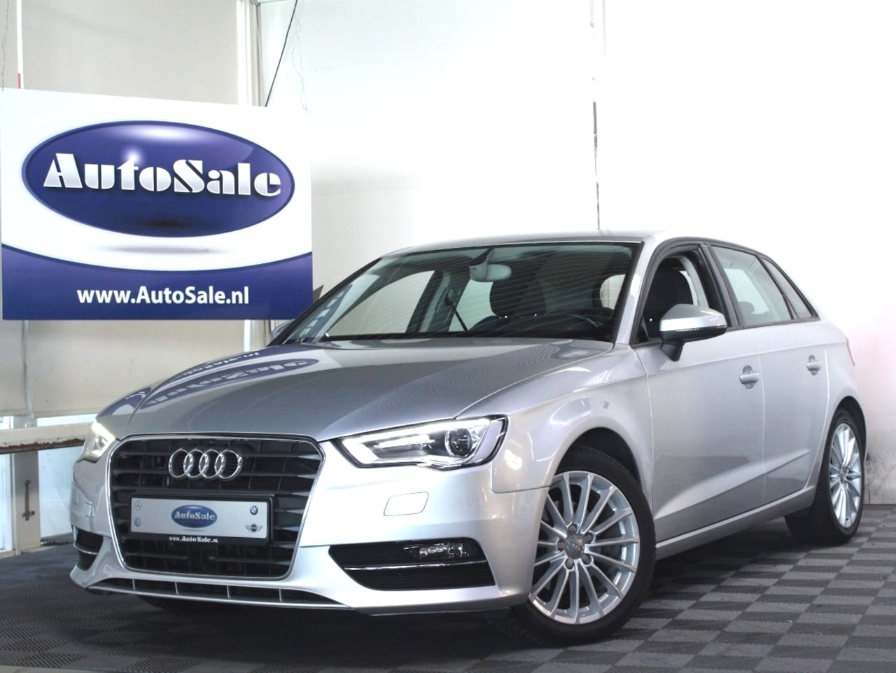 Audi A3 Sportback - 1.4 TFSI Pro Line S-Tronic NAVI BT XENON STOELVW '13 - AutoWereld.nl