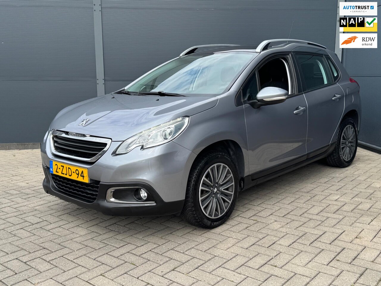 Peugeot 2008 - 1.2 PureTech Active/ Automaat / Navi / Led - AutoWereld.nl