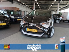 Toyota Aygo - 1.0 VVT-i X-Play 5-drs. CAMERA/CARPLAY/AIRCO/LIMITER