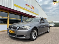 BMW 3-serie Touring - 318i Business Line leder navi