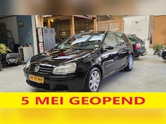 Volkswagen Golf - 1.6 FSI Comfortline 5drs Climate controle, LMV 16", Cruisecontrole, Bluetooth