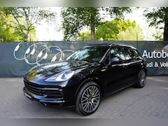 Porsche Cayenne - 3.0 E-Hybrid 462pk|Panoramadak|Dealer Onderhoud|Luchtvering|Automaat|